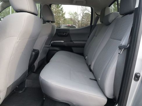 Used 2019 Toyota Tacoma SR5 image 11