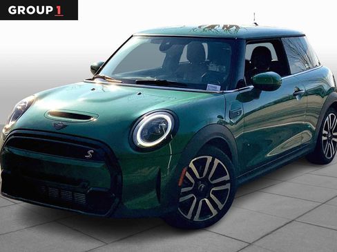 Used 2024 MINI Cooper S FWD image 1
