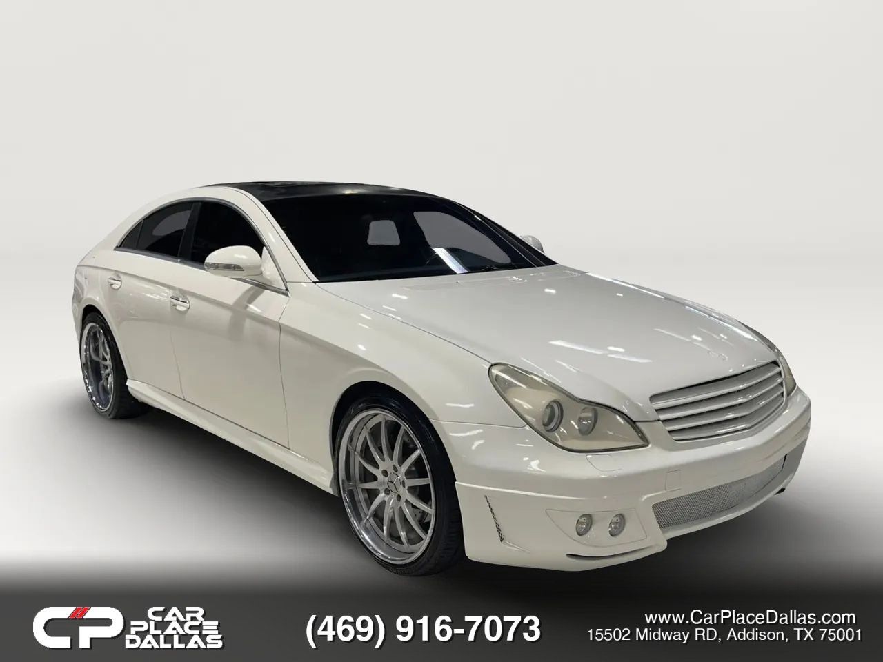 Used 2006 Mercedes-Benz CLS 500 w/ Entertainment Pkg image 6