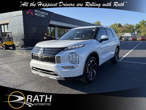 New 2025 Mitsubishi Outlander SE image 4