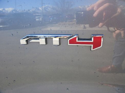 Used 2021 GMC Acadia AT4 w/ Technology Package image 3