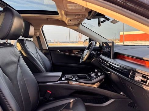 Used 2022 Lincoln Nautilus Reserve w/ Equipment Group 201A image 21