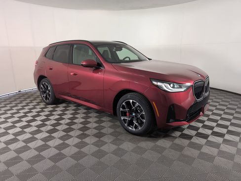 Used 2025 BMW X3 xDrive30i w/ M Sport Package image 6