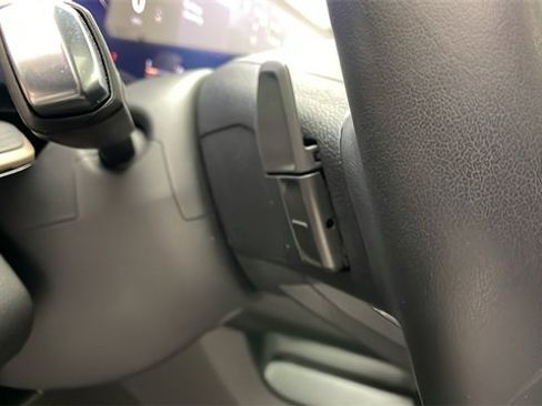 Certified 2024 Buick Envision Sport Touring image 16