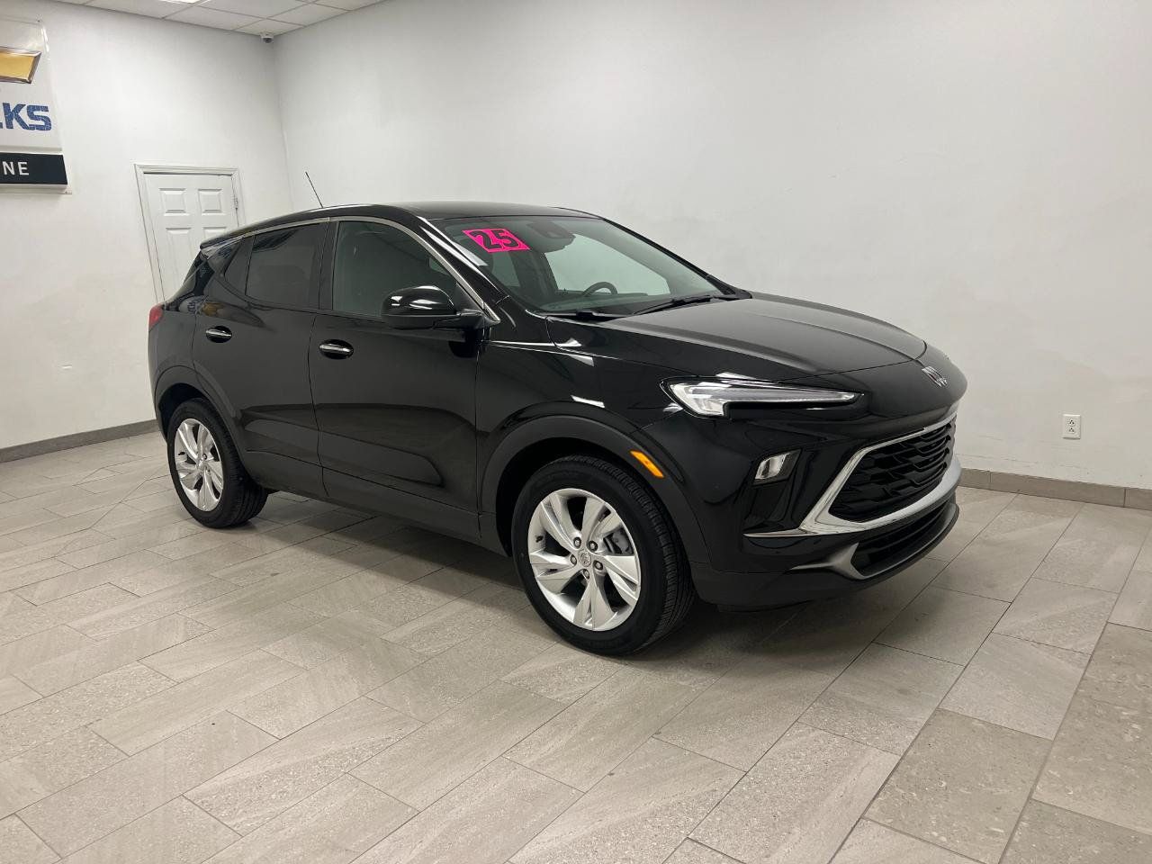 Used 2025 Buick Encore GX Preferred FWD image 9