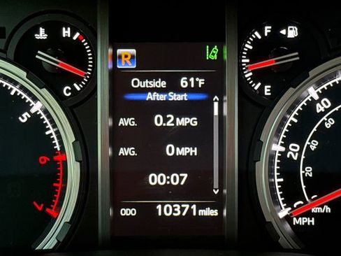 Used 2023 Toyota 4Runner Limited image 30