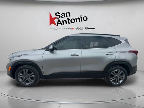 Used 2023 Kia Seltos S FWD image 8