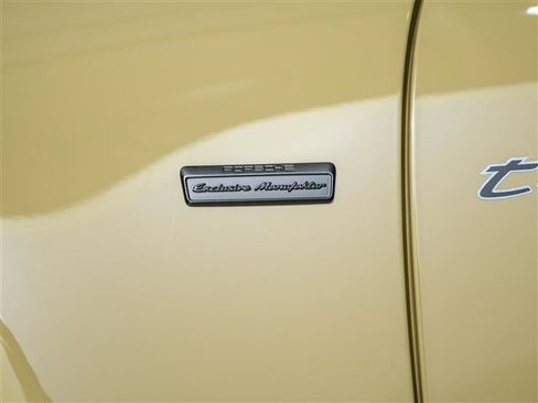 Used 2026 Porsche 911 GTS RWD image 28