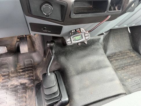 Used 2016 Ford F250 XL w/ XL Appearance Package AWD/4WD image 13