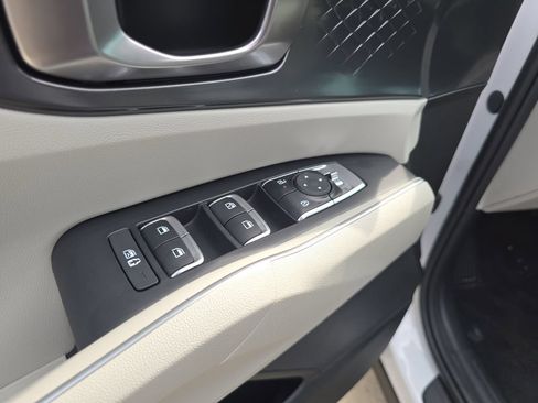 New 2026 Kia Sorento S FWD image 19