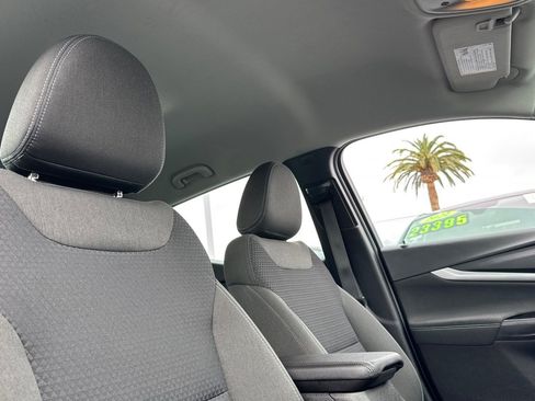 Used 2023 Chevrolet Bolt EUV LT w/ Comfort Package image 20