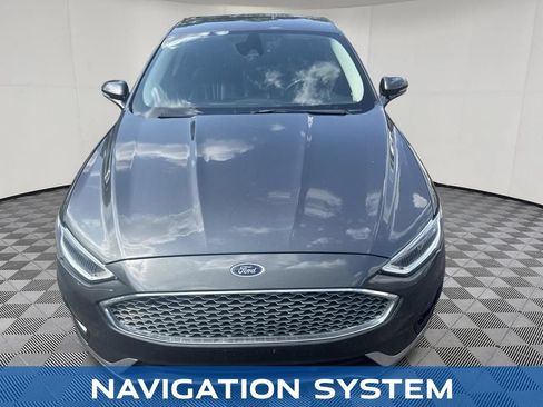 Used 2019 Ford Fusion Energi Titanium FWD image 4