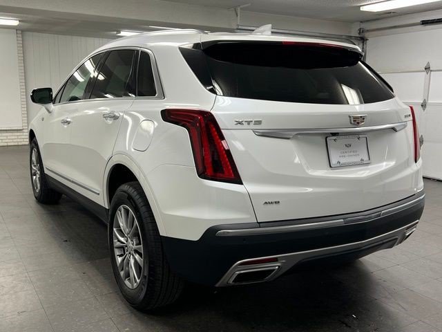 Certified 2023 Cadillac XT5 Premium Luxury AWD/4WD image 3