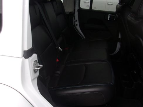 Used 2021 Jeep Wrangler Unlimited Rubicon 4xe w/ Safety Group image 7