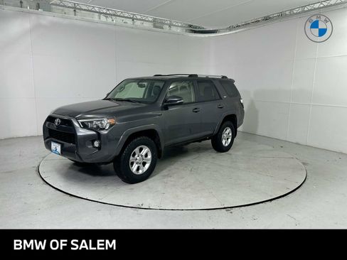 Used 2019 Toyota 4Runner SR5 Premium image 1
