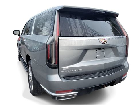 Used 2023 Cadillac Escalade ESV Premium Luxury AWD/4WD image 3
