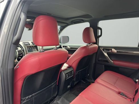 Used 2021 Lexus GX 460 image 18