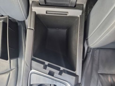 Used 2024 Buick Enclave Essence w/ Experience Buick Package FWD image 33