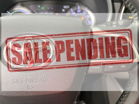 Certified 2022 Toyota Highlander XLE image 10