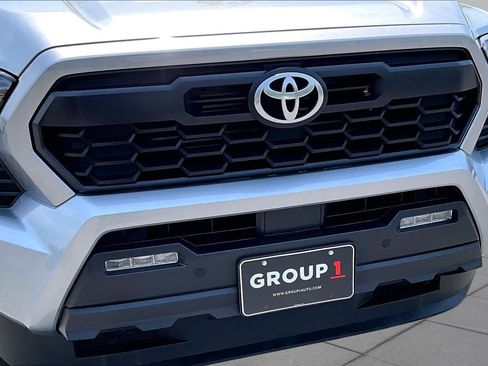 Used 2024 Toyota Tacoma TRD Sport w/ TRD Sport Upgrade Package AWD/4WD image 29