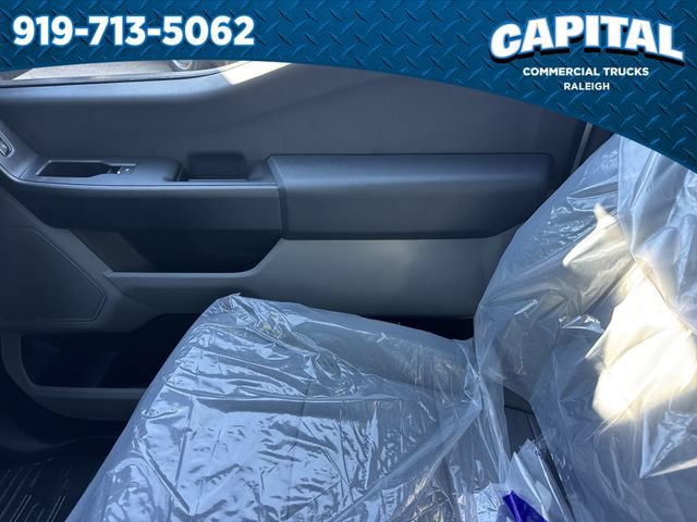 New 2026 Ford F550 4x4 Crew Cab image 30