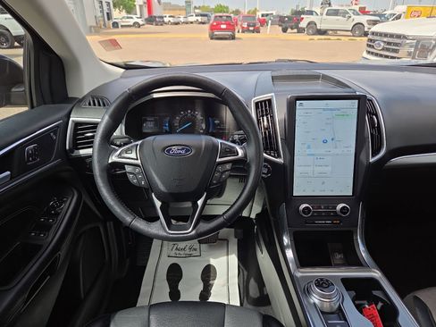 Certified 2022 Ford Edge Titanium w/ Equipment Group 301A AWD/4WD image 30