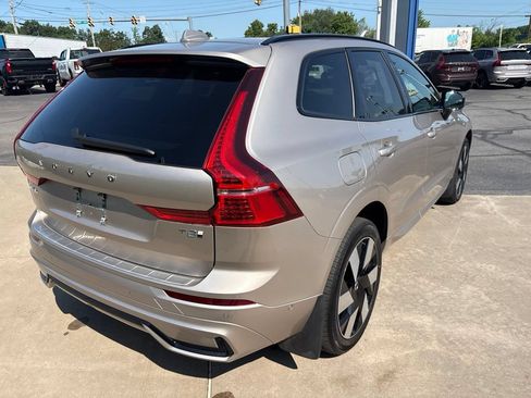 Certified 2025 Volvo XC60 T8 Plus w/ Protection Package Premier AWD/4WD image 6