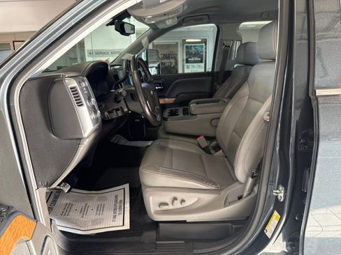 Used 2018 Chevrolet Silverado 1500 LTZ w/ LTZ Plus Package AWD/4WD image 15