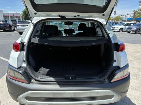 Certified 2022 Hyundai Kona SEL w/ Convenience Package AWD/4WD image 28