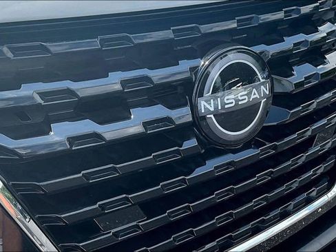 Used 2025 Nissan Kicks Play S FWD image 29