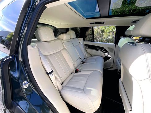 New 2026 Land Rover Range Rover SE AWD/4WD image 27