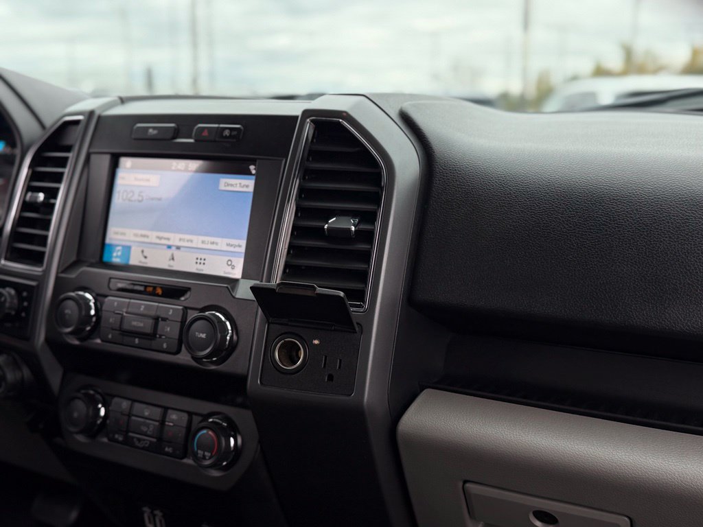 Used 2019 Ford F150 XLT w/ Equipment Group 302A Luxury AWD/4WD image 21