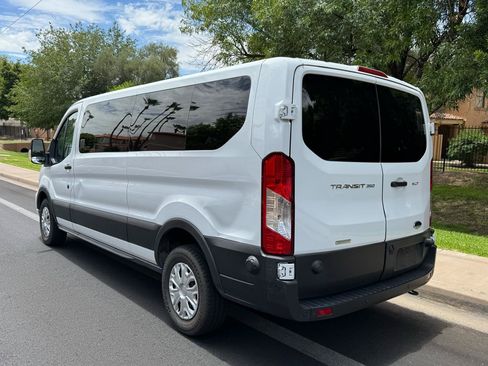 Used 2024 Ford Transit 350 XLT RWD image 3