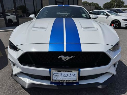 Used 2019 Ford Mustang GT Premium w/ GT Performance Package RWD image 2