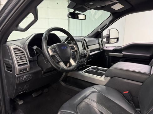 Used 2021 Ford F250 Platinum AWD/4WD image 12