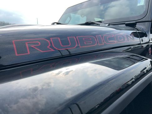 Used 2023 Jeep Gladiator Rubicon w/ Trailer Tow Package image 10