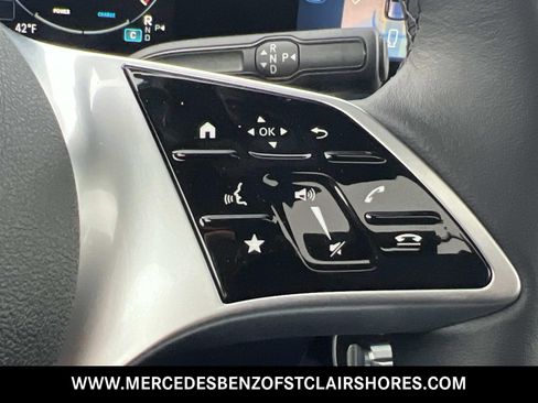 New 2026 Mercedes-Benz GLB 250 4MATIC image 32