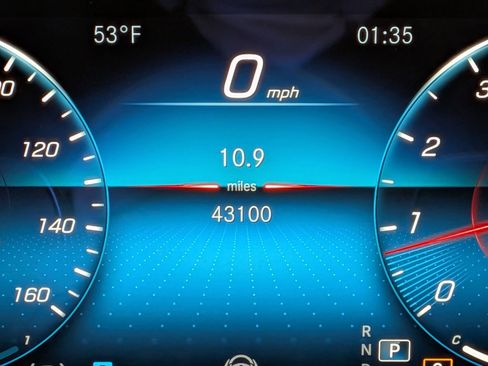 Used 2022 Mercedes-Benz E 350 4MATIC Sedan image 23