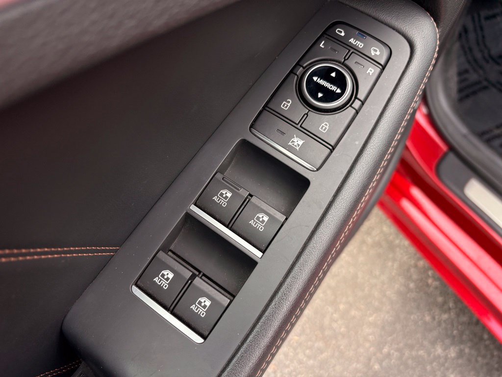 Used 2018 Genesis G80 3.3T Sport AWD/4WD image 11
