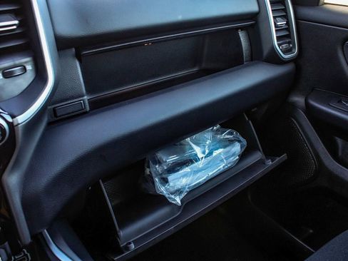 Used 2023 RAM 1500 Big Horn image 18