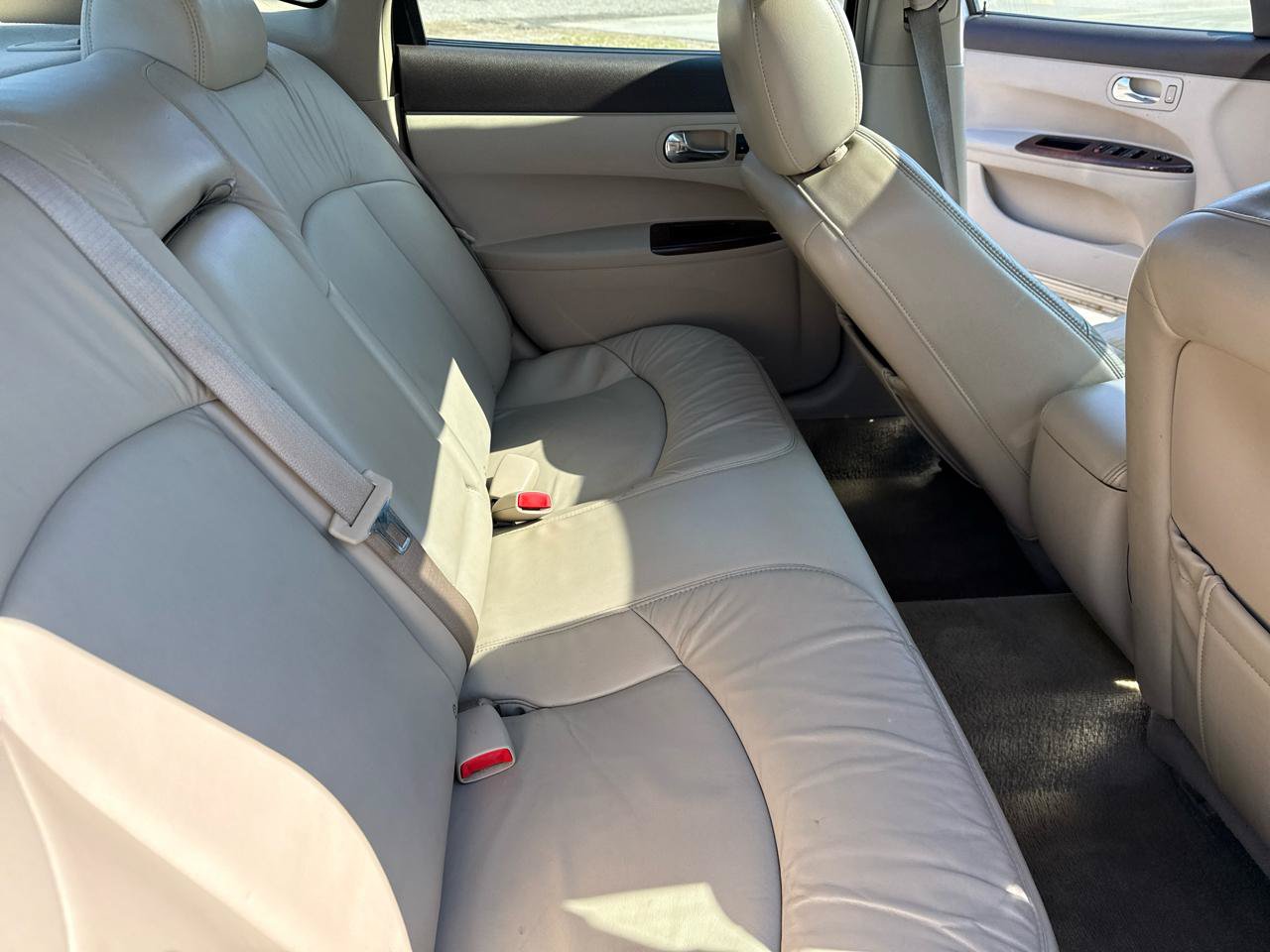 Used 2009 Buick LaCrosse CXL FWD image 22