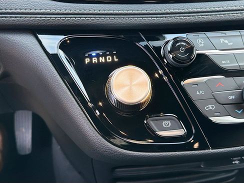 New 2026 Chrysler Pacifica Select w/ S Appearance Package FWD image 29