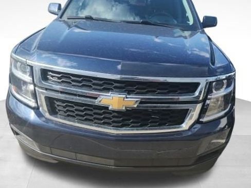 Used 2018 Chevrolet Tahoe LT w/ Luxury Package image 2