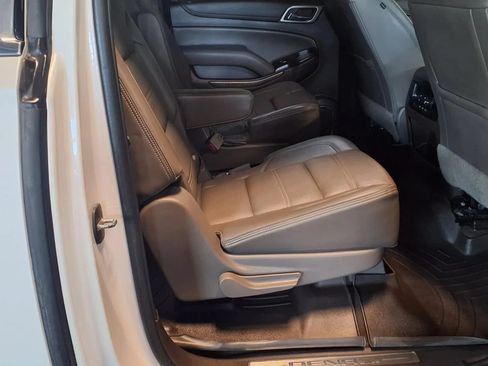 Used 2018 GMC Yukon XL Denali AWD/4WD image 12