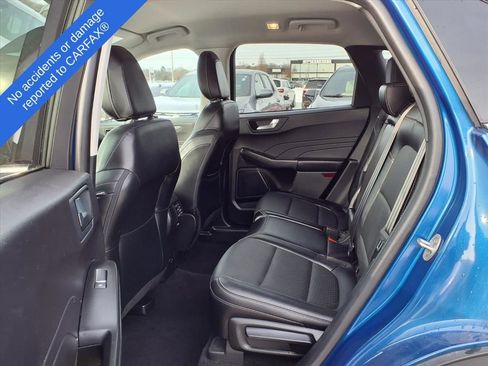 Used 2022 Ford Escape Titanium image 11