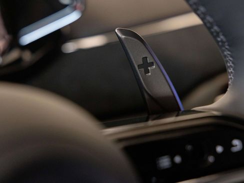 New 2026 Aston Martin V8 Vantage Coupe image 24