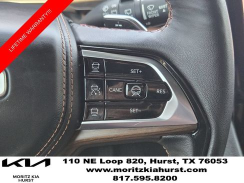 Used 2023 Jeep Grand Cherokee Summit w/ Luxury Tech Group V RWD image 29