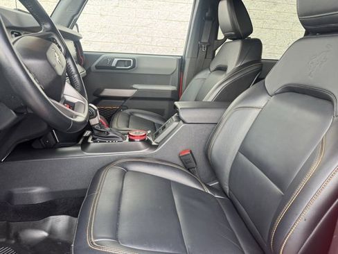 Certified 2023 Ford Bronco Badlands w/ Sasquatch Package image 14