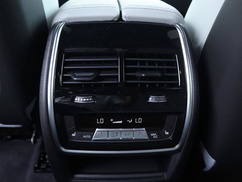 New 2026 BMW X5 sDrive40i w/ Climate Comfort Package RWD image 23