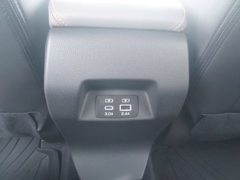 New 2026 Subaru Crosstrek 2.5i Limited w/ Crosstrek Mirror Package AWD/4WD image 11